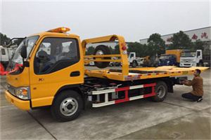 新绛哪里有拖车服务