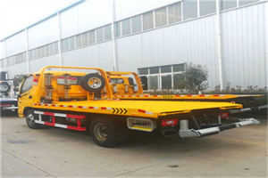 新绛附近拖车救援搭电